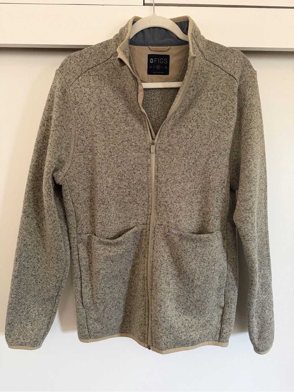 FIGS Men's Heathered Beige Zip-Up Sweater Jacket